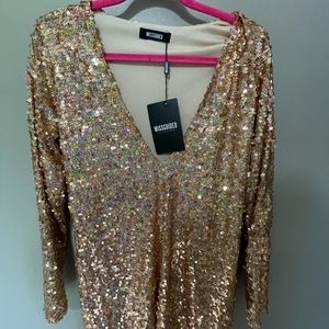 Size 6 Women’s Rose/Gold Sequined Dress